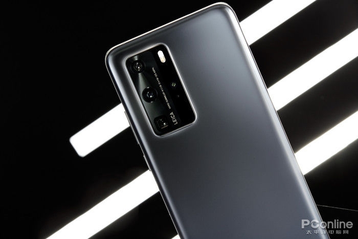 #太平洋电脑网#5G手机华为P40 Pro+摄像为什么很厉害：5次反射光路