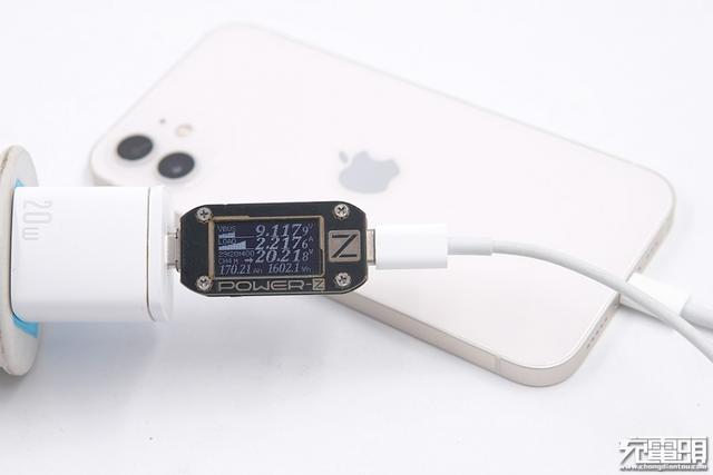 苹果推荐iPhone12采用20W快充？实测11款充电器揭晓