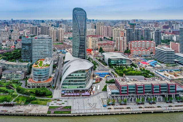 杨浦|杨浦：开工首日15个重大项目签约，既要当好金牌“店小二”，更争当企业“合伙人”