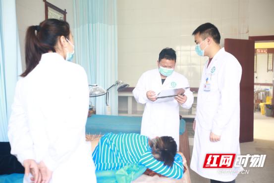 中医|蓝山：在家门口享受“中医绝活”