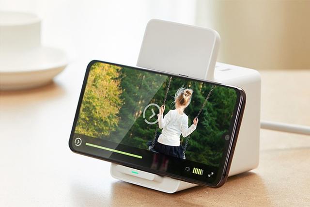 神器来了：小米立式无线桌面插排，一步到位解决桌面设备用电