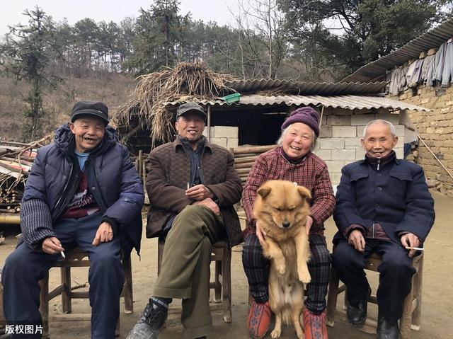 [超级宝妈]有了孩子以后想把好吃的留给孩子吃？不不不，90后父母不存在的！