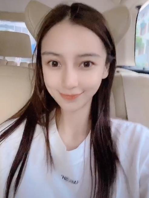 橘子味的猫|杨颖黄晓明隔空秀恩爱,拍同款小视频,从细节看出他爱得多卑微