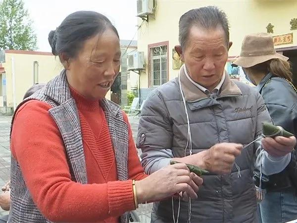 我们都是好孩子|松潘黑籽儿幼儿园为敬老院送去浓浓的粽子情