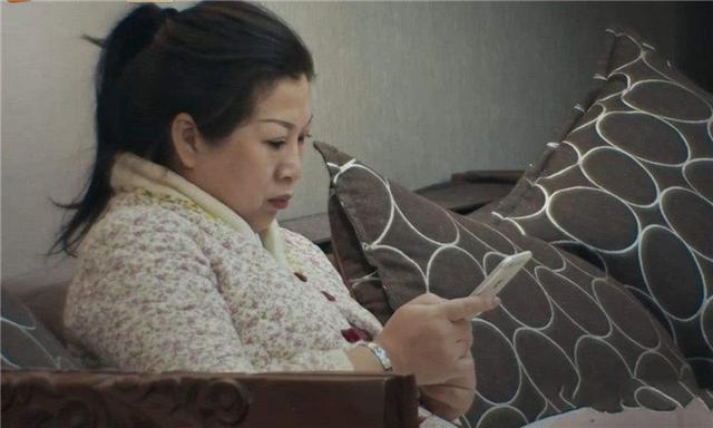 超级宝妈■“随便告，大不了我辞职”，老师公布孩子成绩，家长咄咄逼人