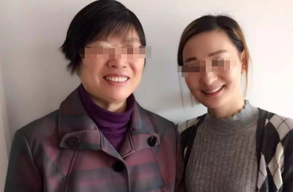 超级宝妈|“我的肚子还在动”，27岁产妇顺产双胞胎后大喊，医生检查出惊喜