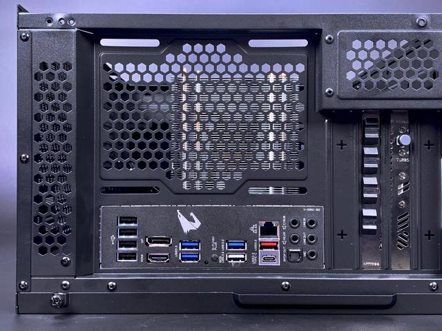 高性价比装机套装：酷冷MB400L机箱+暴雪T400i散热器