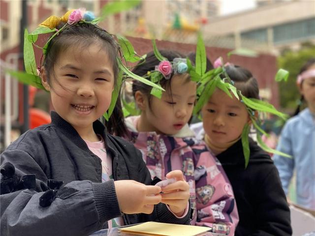 孩子|幼儿园里“逛庙会”，14个“摊位”让萌娃“秒懂”清明传统风俗