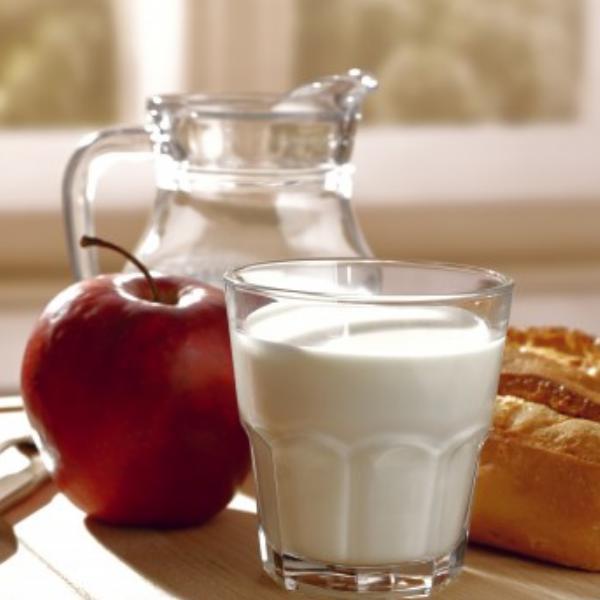 牛奶|春季是人体发育关键期，此时更应多喝牛奶