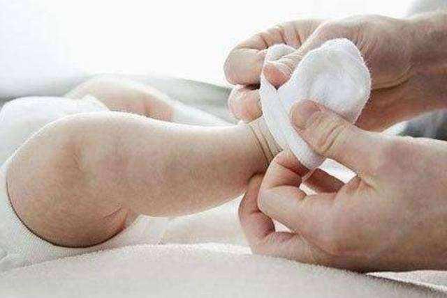 『超级宝妈』经常穿这几类衣服，孩子容易患上“白血病”,长辈却还总是爱买