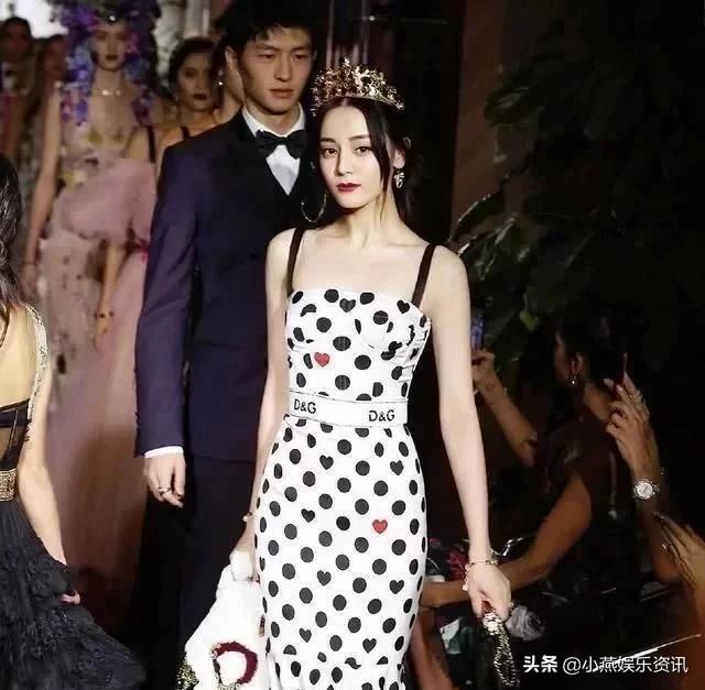 亦记得|迪丽热巴赵丽颖同穿蛋糕裙，引发粉丝热议看上半身就知道差别了
