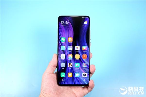 环球网：Redmi K30 Pro开箱图赏：弹出式真全面屏 无水滴无挖孔