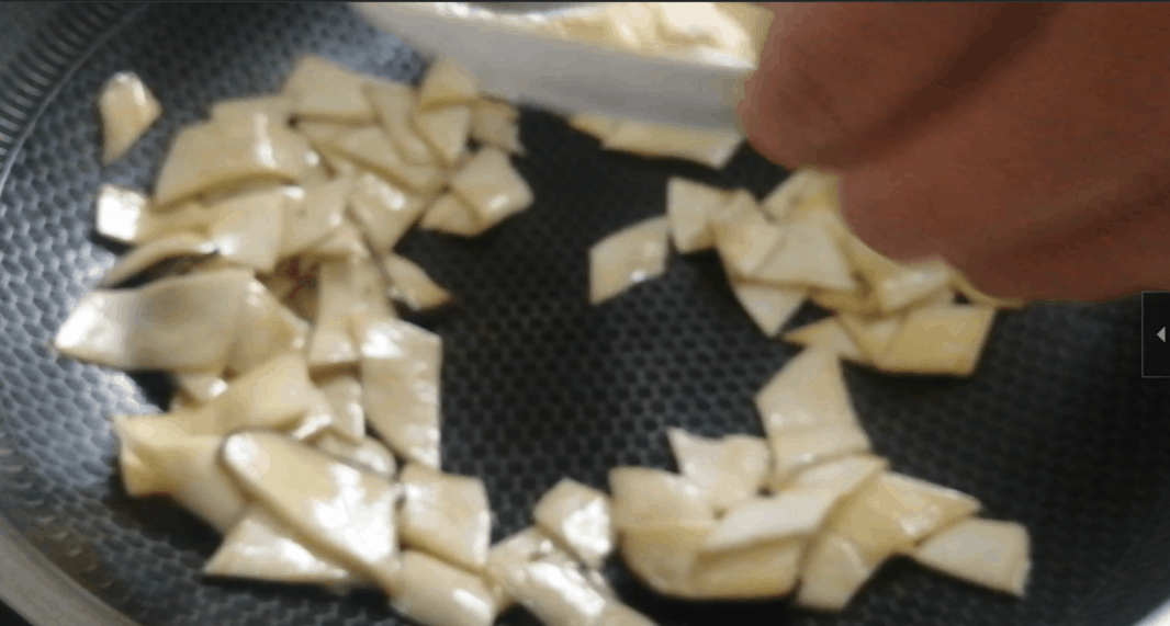 用杏鲍菇做一道清淡爽口的菜品，只需1样辅料，操作简单味道美