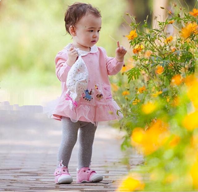 亲戚送的孩子旧衣服可以要，但这4样物品，家长还是婉拒了吧