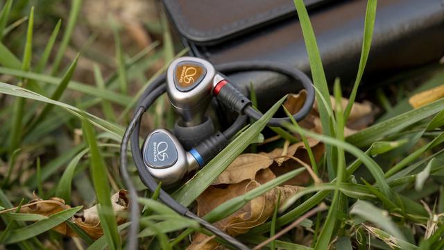 山灵ME80评测：播放器品牌的特色入门耳机之选