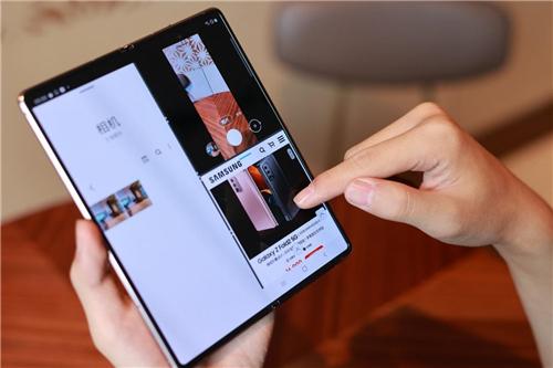 便携性与生产力缺一不可 三星 Galaxy Z Fold2 5G再掀折叠屏热潮