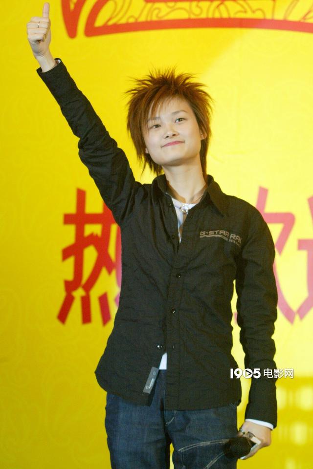 【影视交流地】重温青葱岁月！李宇春15年前珍贵帅气照片曝光