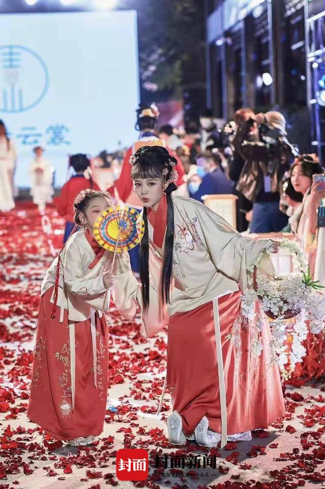 国潮人·新时裳｜“素梦归云”创始人王敏：从古风摄影跨入汉服行业 创业并不容易