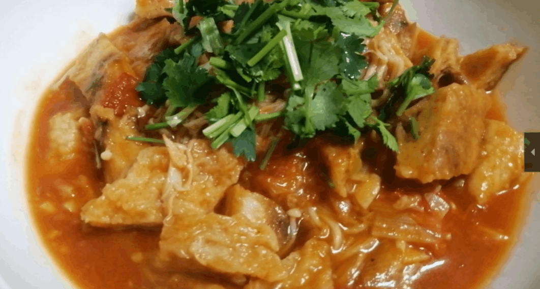 大饼放2天，又干又硬，扔了可惜，用这办法，秒变美味