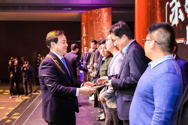 奉贤|奉贤“百强”企业去年纳税超130亿元，新增市场主体量位列全市第一