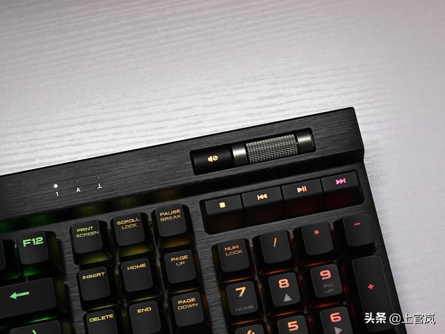 终于还是上了这条贼船，海盗船K70 RGB MK.2键盘开箱