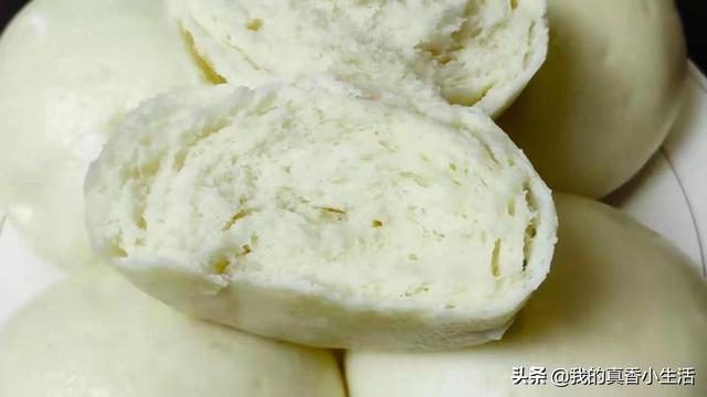 冬天发面只加酵母粉就错了，老妈教我小诀窍，20分钟发好面
