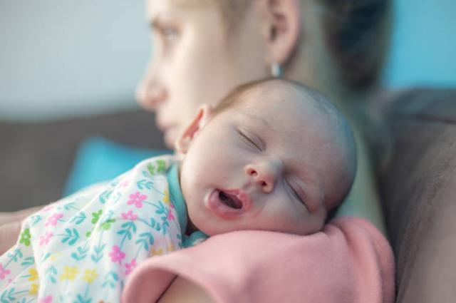 超级宝妈|新生儿出生多久能认识妈妈?答案你或许不知道,很暖心
