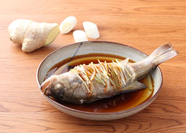 39万赞的清蒸大黄鱼，林更新晒晚餐照，想不想get一个同款