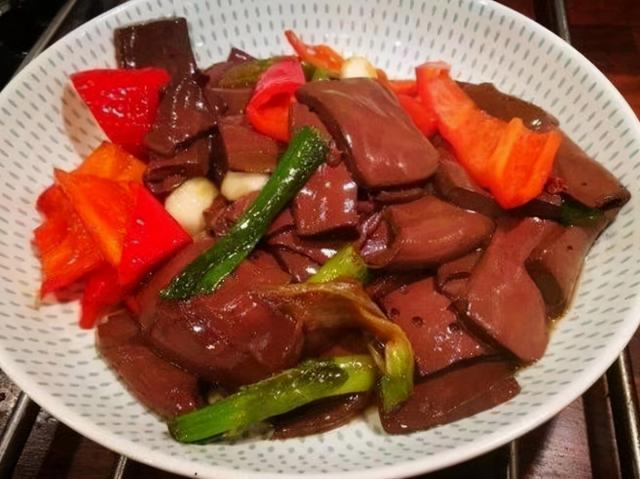 40道佳肴精选，精选挑选食材用心烹饪菜品，每一口吃的都有价值