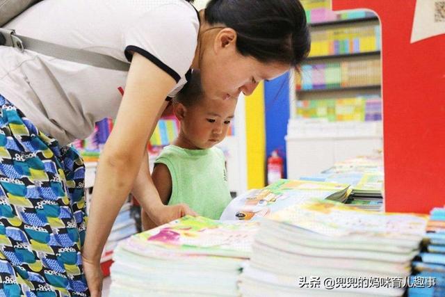 【你的育儿经】想要宝宝早开“金口”很简单，掌握几个小窍门，2岁就能吟诗！