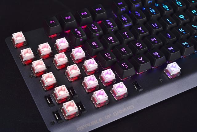 ASUS ROG RX机械电竞键盘开箱：自有轴体手感欲迎还拒
