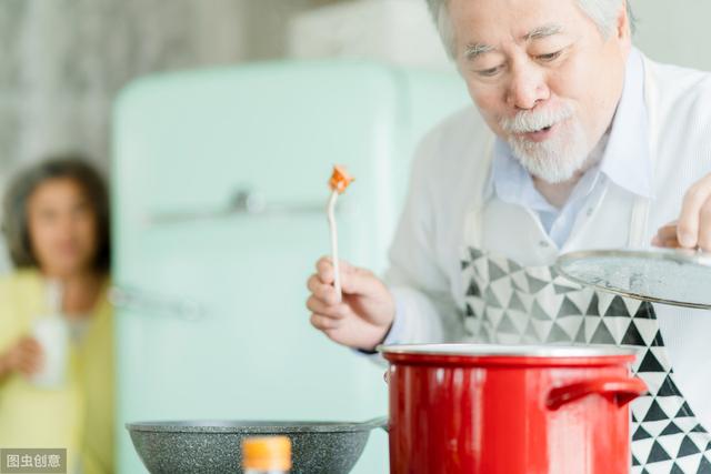 老年人健康饮食首先要关注这三点,文章内有老年人饮食制作建议