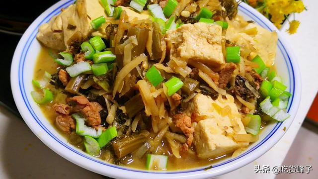 天冷了，用此菜炖豆腐，比白菜萝卜香，一次囤10斤，能吃一冬天