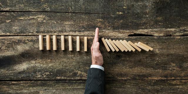 金融|他们，将影响你的生意和生活 | 银保监会主席郭树清