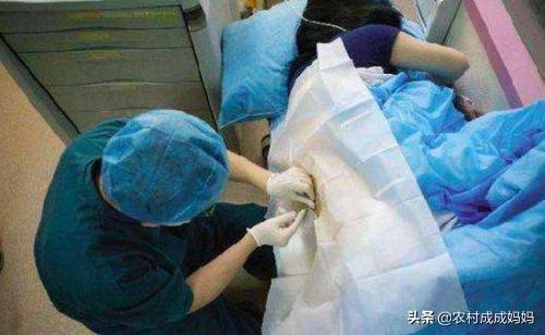 [你的育儿经]产妇老公说，剖腹产就如同睡一觉，遭到别人责备后摔门而去
