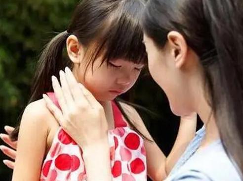 超级宝妈|孩子生气扔玩具？霍思燕的教育方式受到网友赞赏：比讲道理好多了