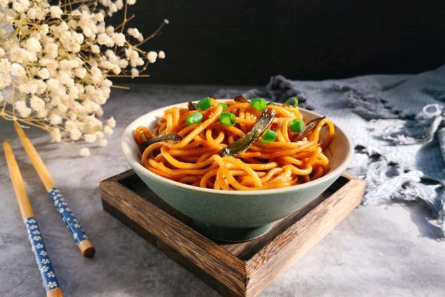 用简单的做法做出来难忘的味道，学会做给家人吃，我家连吃都不腻