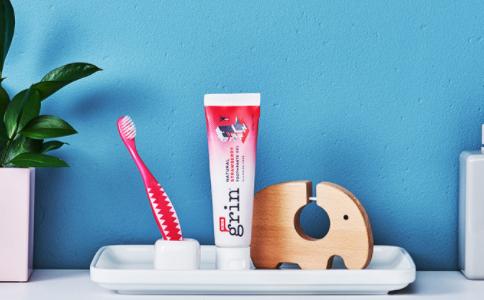 想要宝宝牙口好，刷牙要趁早，牙刷套装只要 7 块 9