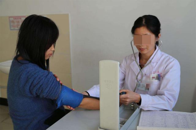 【你的育儿经】临近生产该准备些什么？孕妈提前了解这3个知识，分娩时不紧张