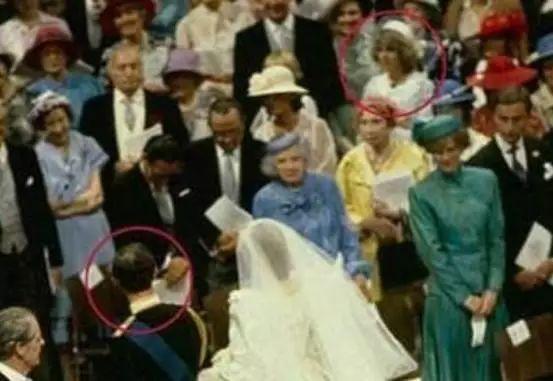 一组图看查尔斯王子在两次婚礼上的表现,就是爱与不爱的区别|电影工厂