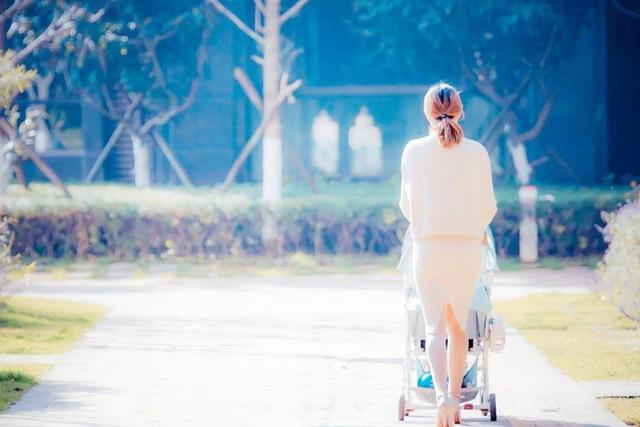 天使宝贝■断奶不等于“断妈”,宝妈用了这种断奶方式,看见宝宝后流下泪水