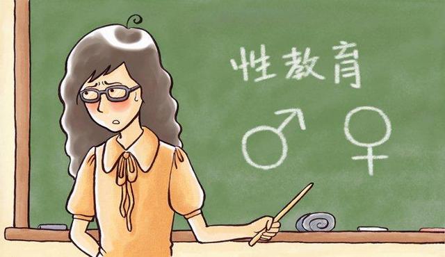 日本“裸体教育”引争议，男女光着上半身上课，网友：伤风败俗