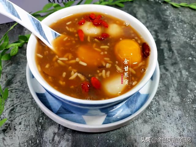 冬至前后，这道美食我常做，暖胃暖身又营养，一碗不过3块钱