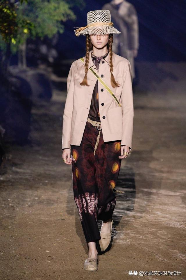 最时尚Christian Dior 2020春夏系列-贴近自然的森林秀
