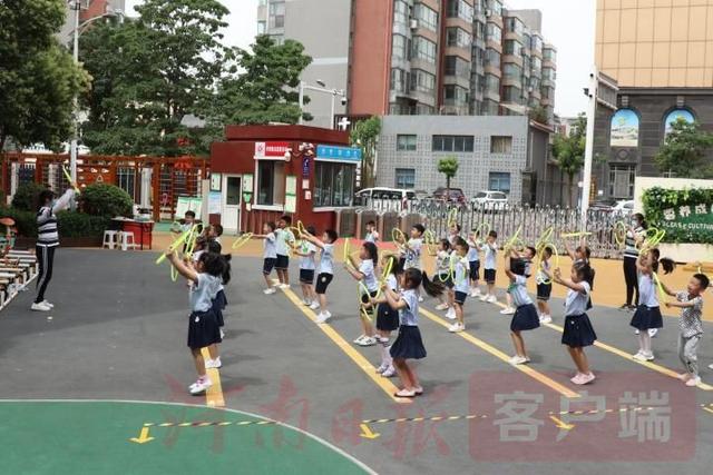 河南日报|郑东新区首批53所幼儿园迎来复学复课