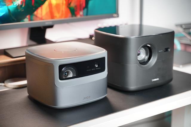 5000元档位投影对决——坚果J10、腾讯极光T6对比测评