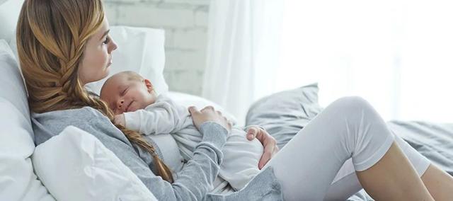 「你的育儿经」抱着女儿跳楼的那个妈妈，她不是不爱孩子，而且悲伤压垮了她