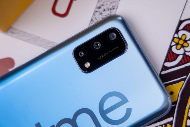 realme真我Q2评测：高刷与长续航兼顾的5G手机普及者