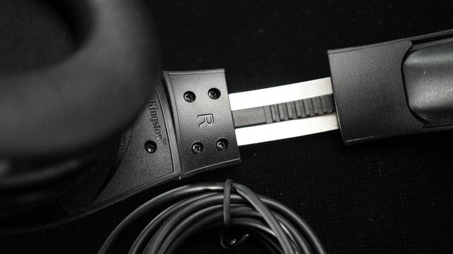 轻便简洁而强大 - HyperX 毒刺S 7.1声道游戏耳机