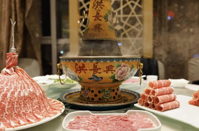 今年去哪吃羊肉？涮的、烤的、白切的、红烧的……带你一网打尽